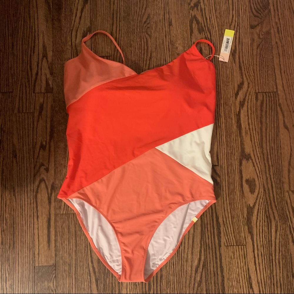 Summersalt NWT the Marina one-piece swimsuit